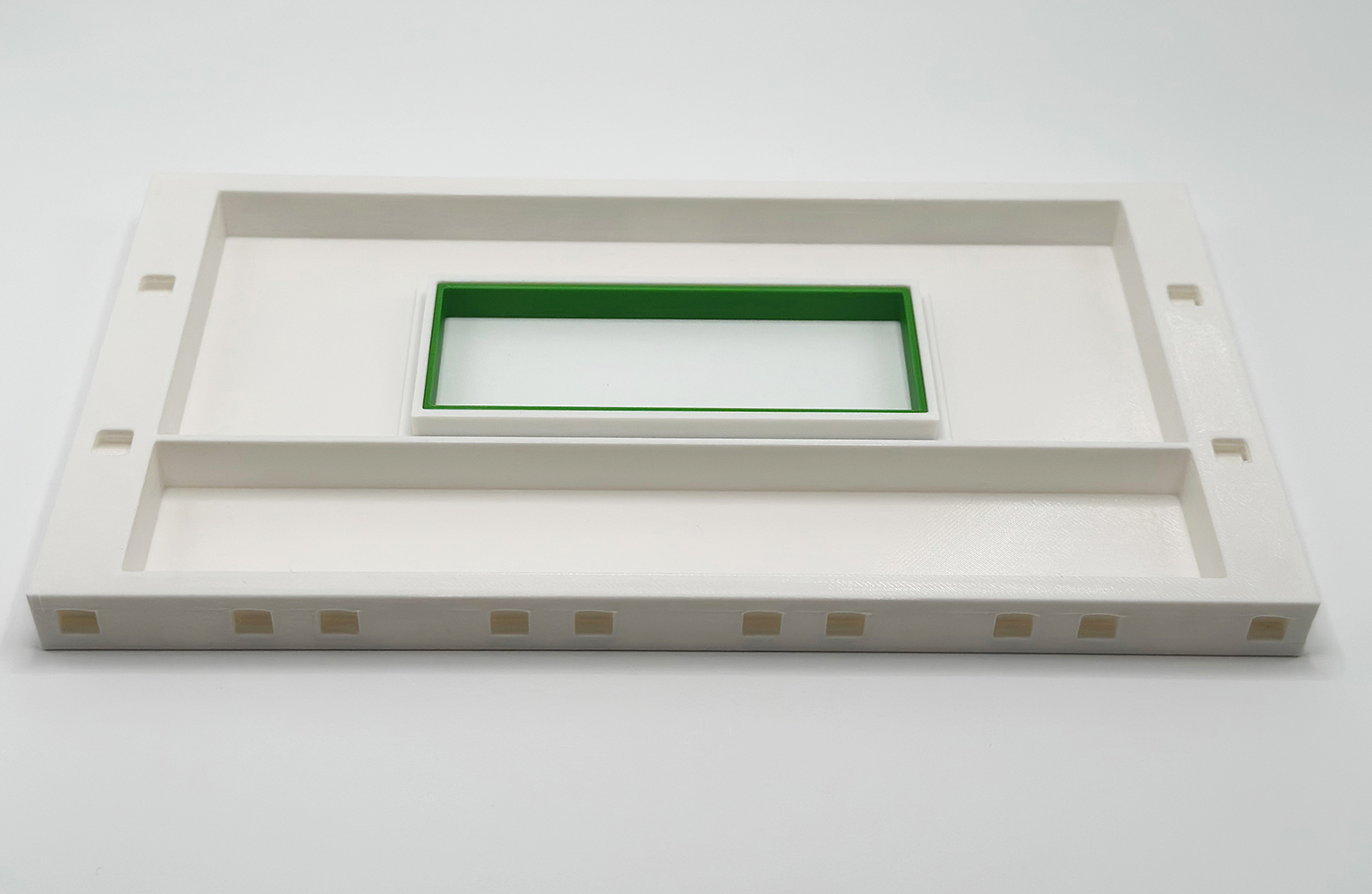 Erweiterungswand 225mm mit Fenster und Rahmen Grün – Seiten Pins wählbar