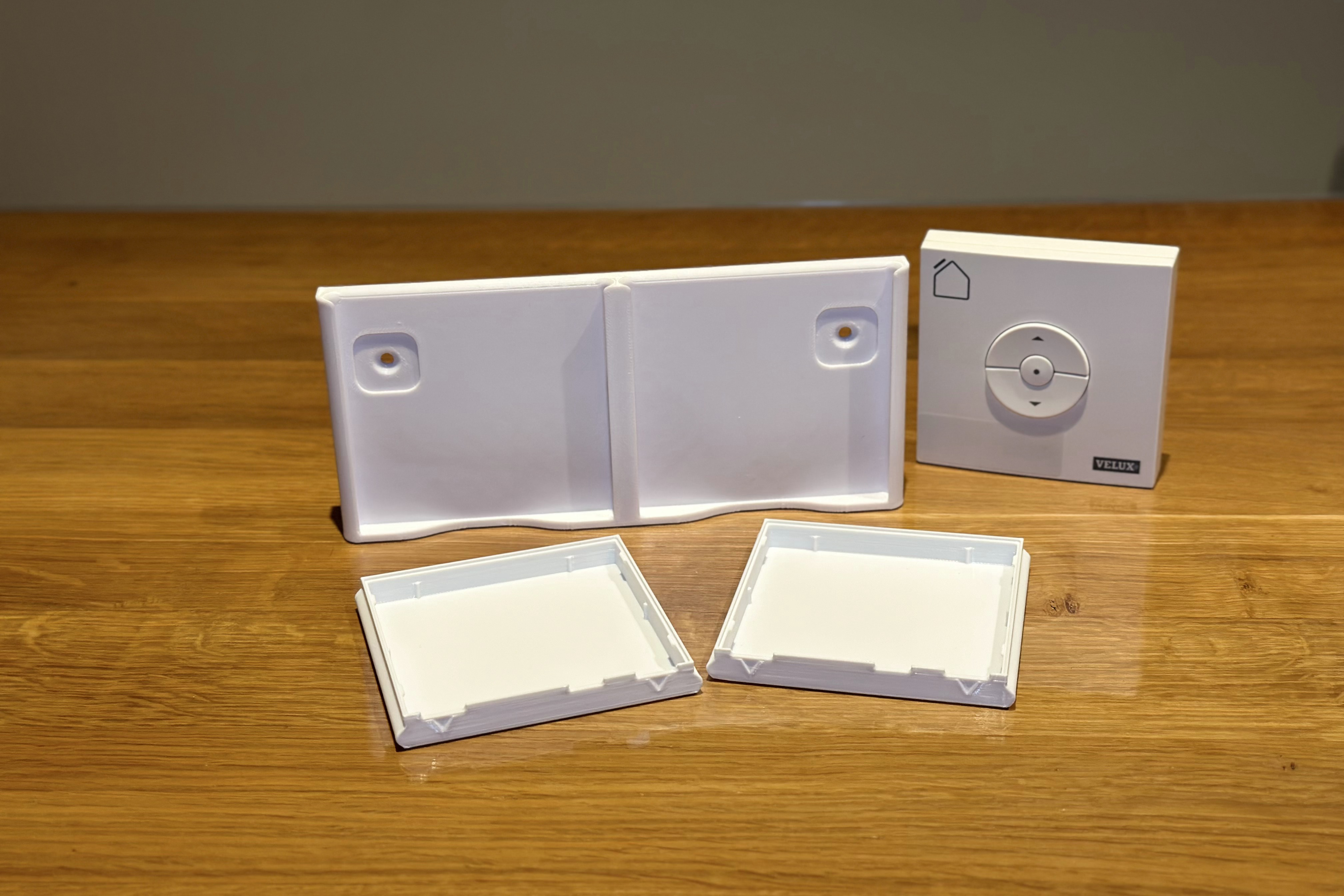 Doppel-Wandhalterung für den Velux Integra Funk-Wandschalter KLI 310, 311, 312, 313 - ab Jahr 2021